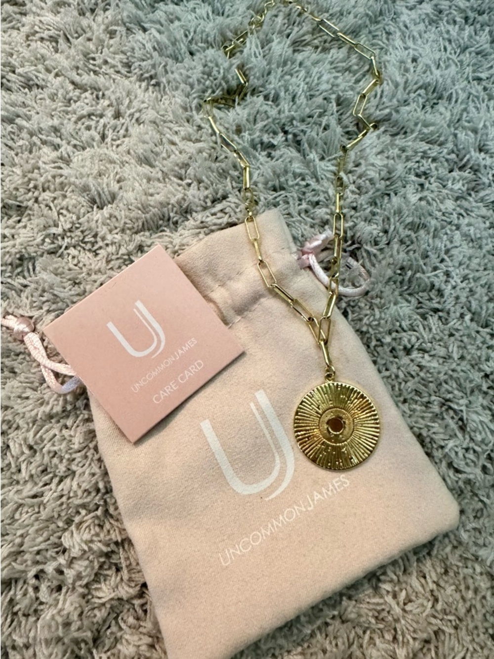 NWOT Uncommon James Gold Radiant Sunburst Pendant Necklace